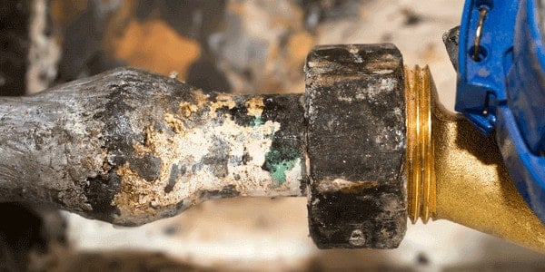 what does a lead pipe look like
