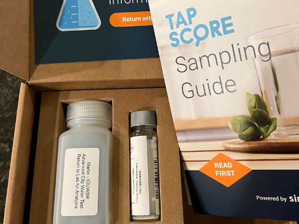Our unboxing of the Simple-Lab water test with features