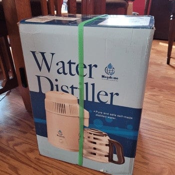 Megahome Countertop Water Distiller in the box