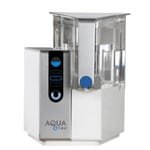 A close up look at AquaTru's countertop reverse osmosis system and our runner-up choice.