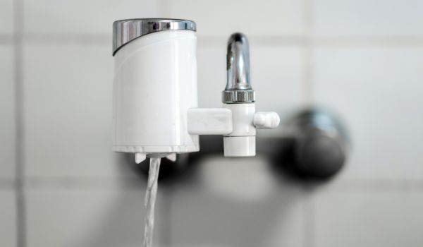 Faucet water filter buyer's guide.